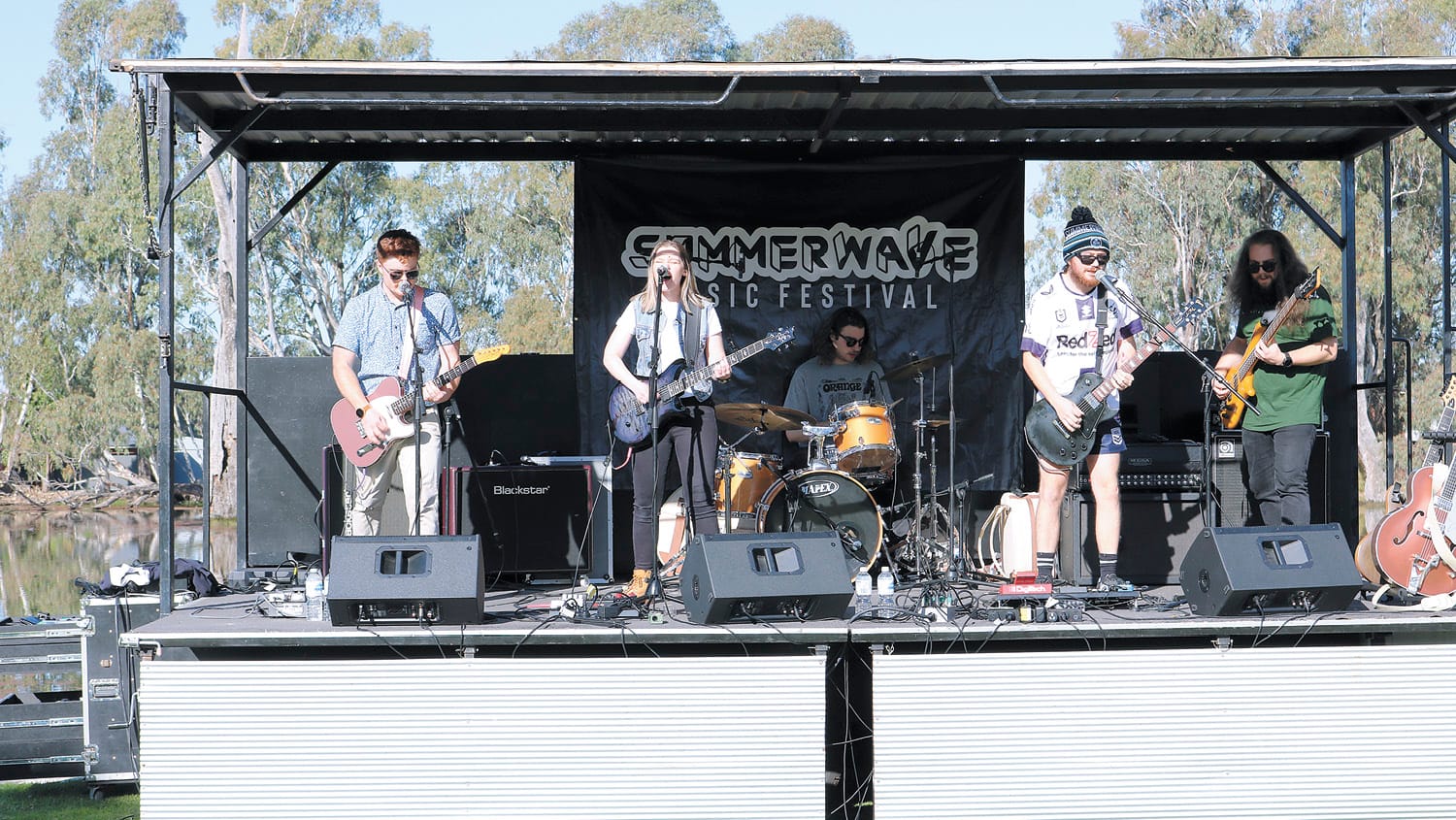 Wave of Summer Comes to the Park