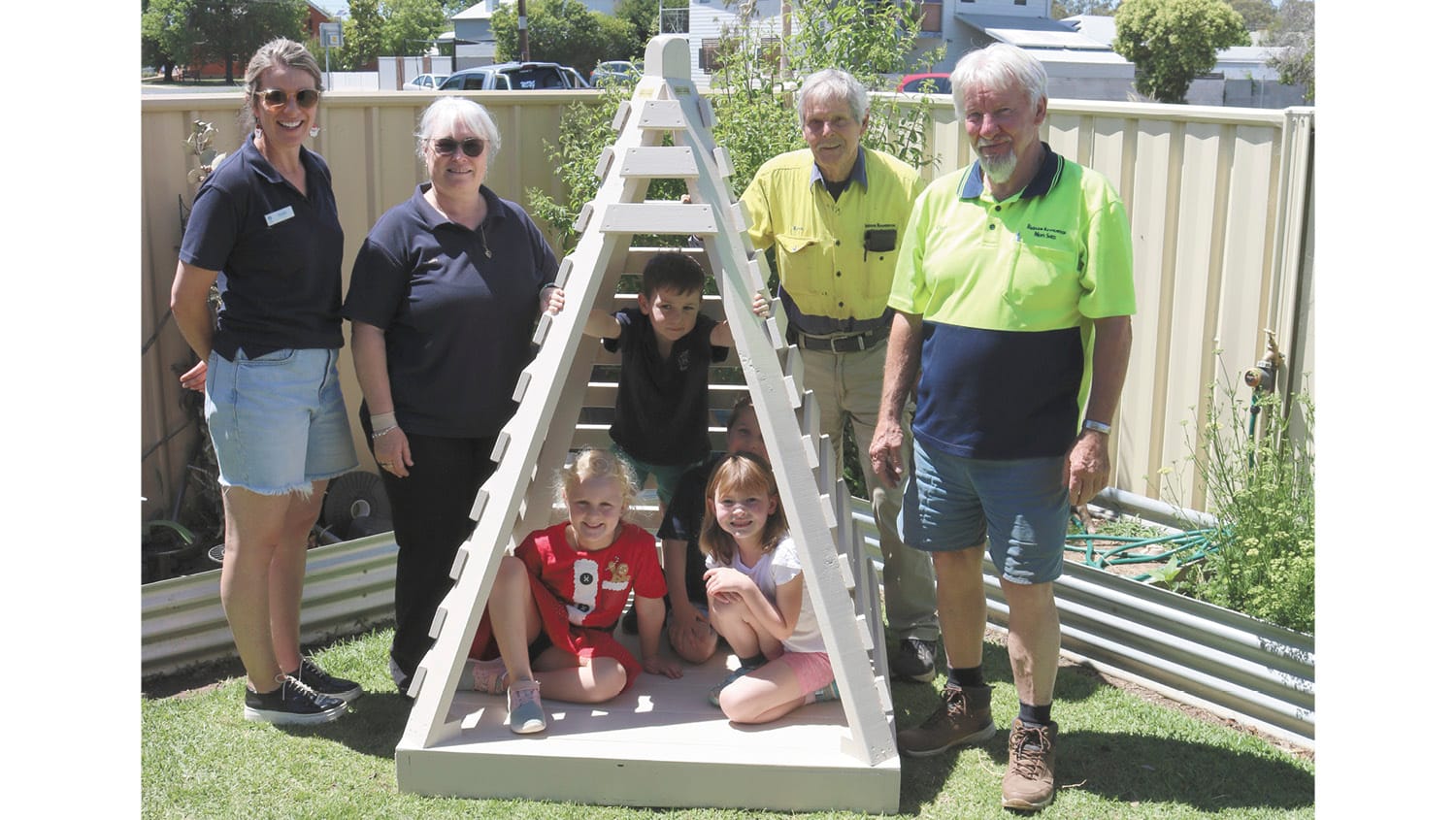 Preschool gifted new equipment from Men’s Shed
