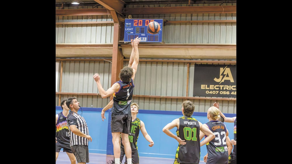 Barham bucks win by 25 post image