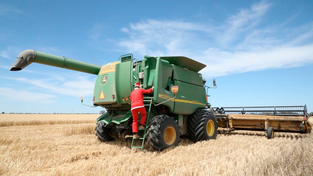 Deere Santa… post image