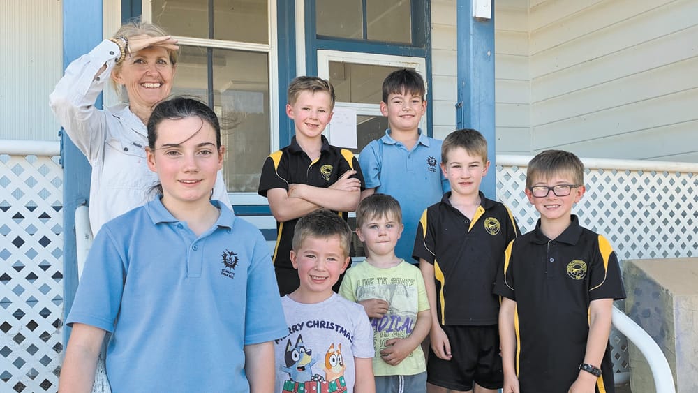 Rural Hall Becomes art Studio for one Week Only post image