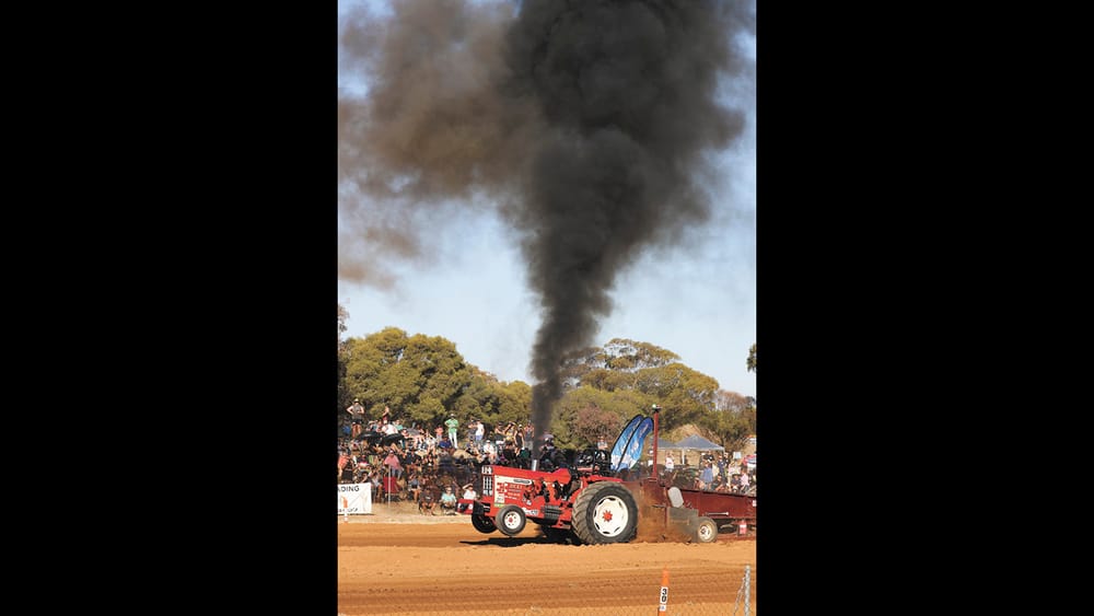 Quambatook Pulls the Crowds as Tractors Sing post image