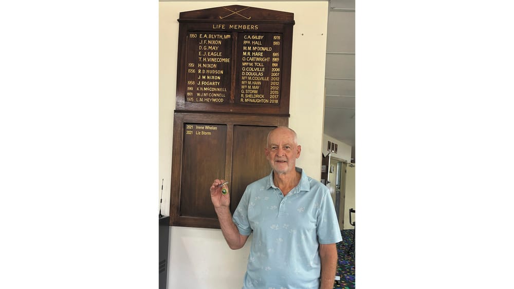 cluBarham Golf Club inducts new Life Member post image