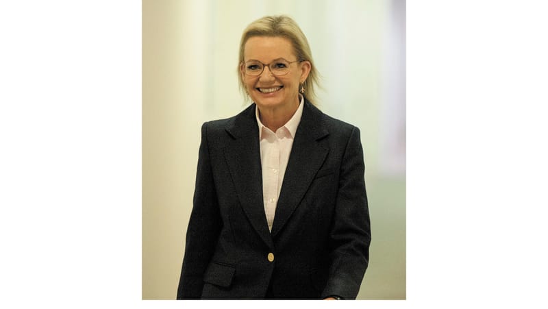 Farrer High Flyer Takes Top Job post image