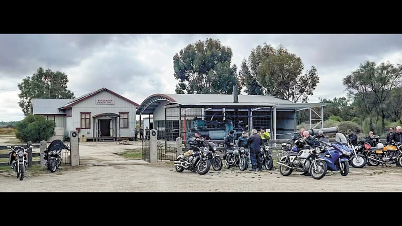 Bikers in Benjeroop post image