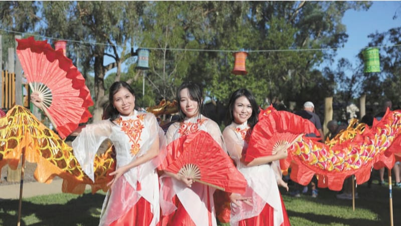 Colour, Flair with the Luna Touch post image